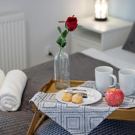 Apartamenty Platany Z Parkingiem By Noclegi Renters Kolobrzeg Exterior photo