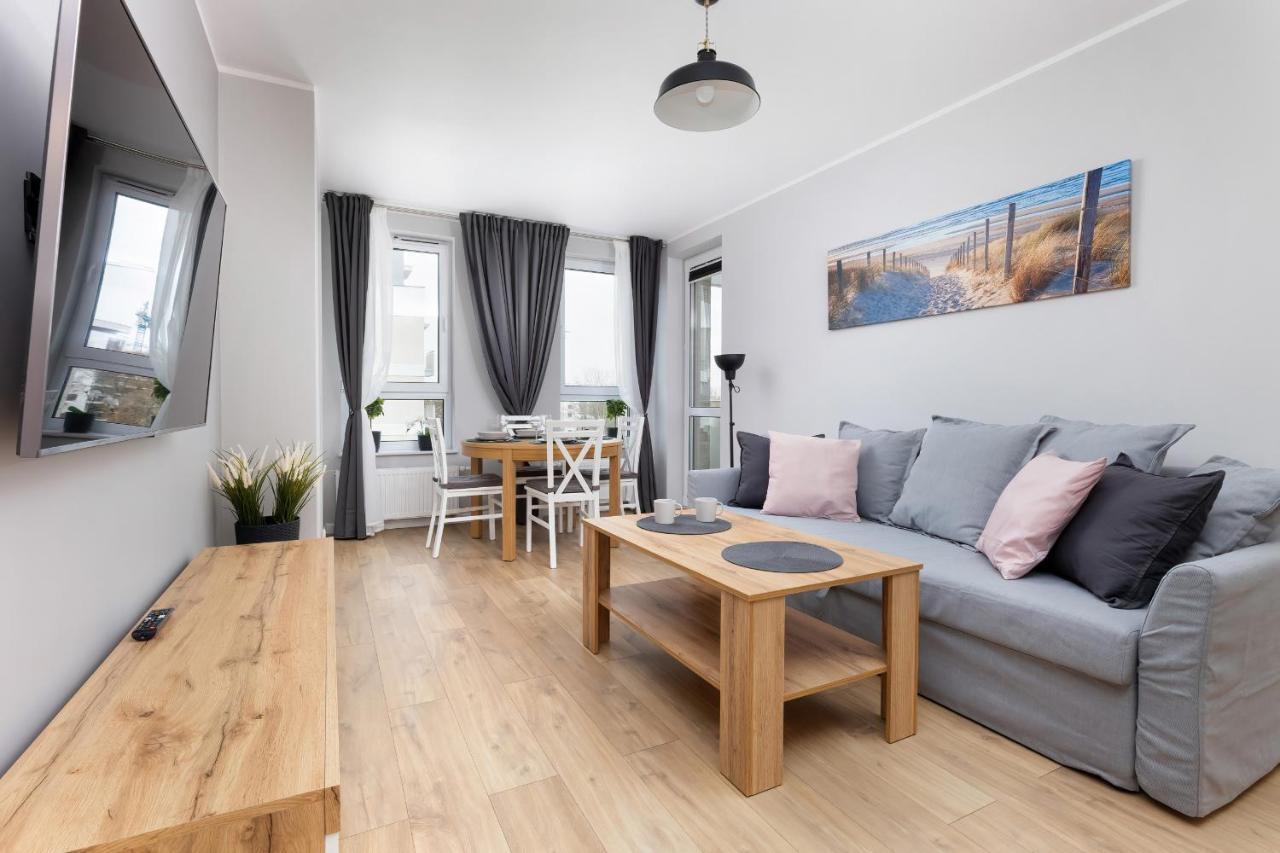 Apartamenty Platany Z Parkingiem By Noclegi Renters Kolobrzeg Exterior photo