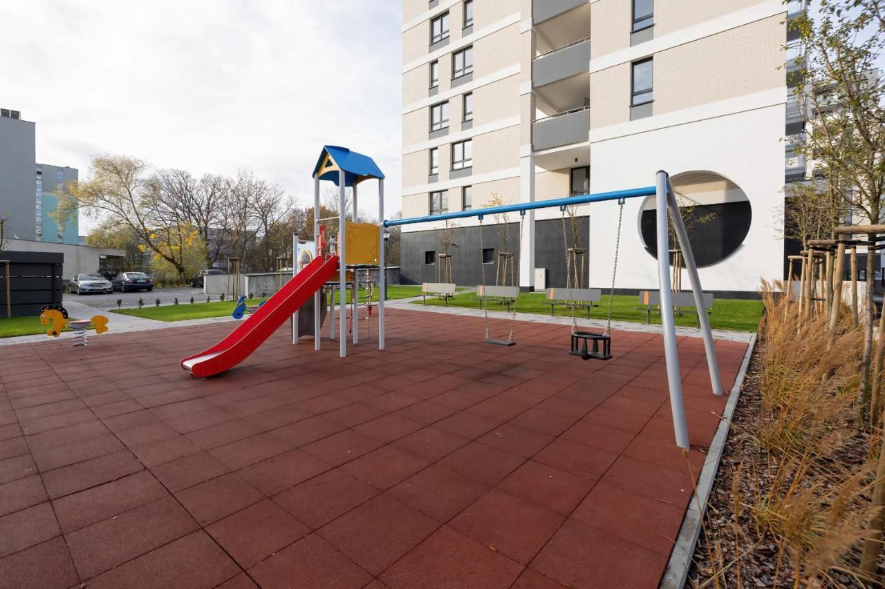 Apartamenty Platany Z Parkingiem By Noclegi Renters Kolobrzeg Exterior photo
