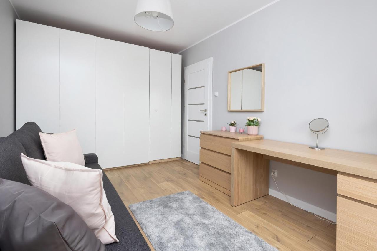 Apartamenty Platany Z Parkingiem By Noclegi Renters Kolobrzeg Exterior photo