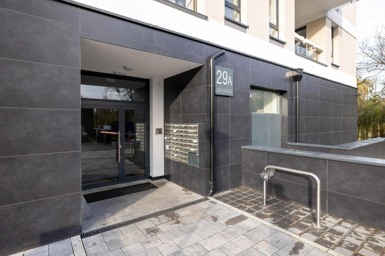 Apartamenty Platany Z Parkingiem By Noclegi Renters Kolobrzeg Exterior photo